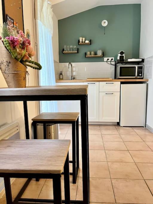 Apartment Aix-en-provence, Cosy Proche Toutes Commodites, Linges Fournis Aix-en-Provence
