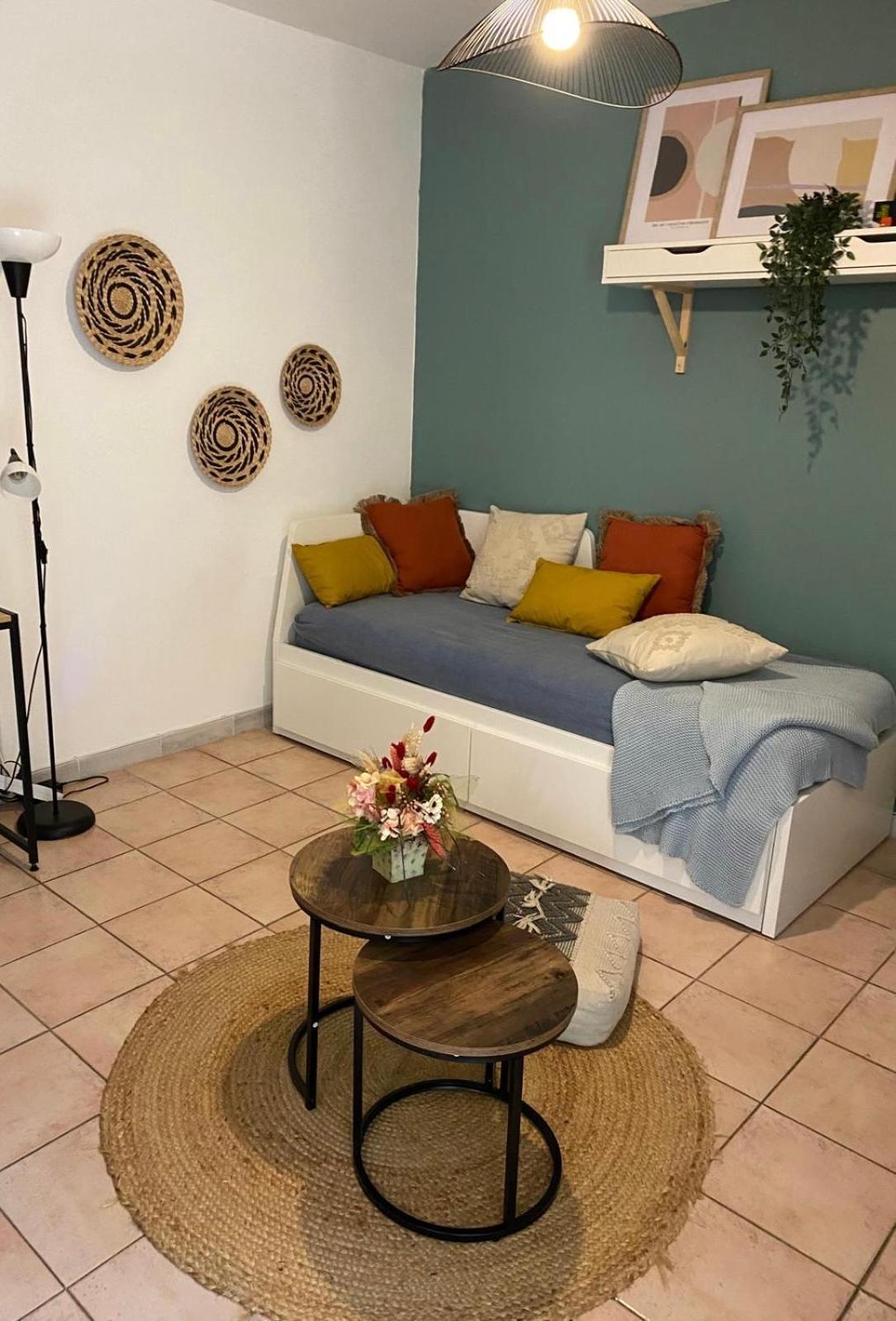 Apartment Aix-en-provence, Cosy Proche Toutes Commodites, Linges Fournis *
